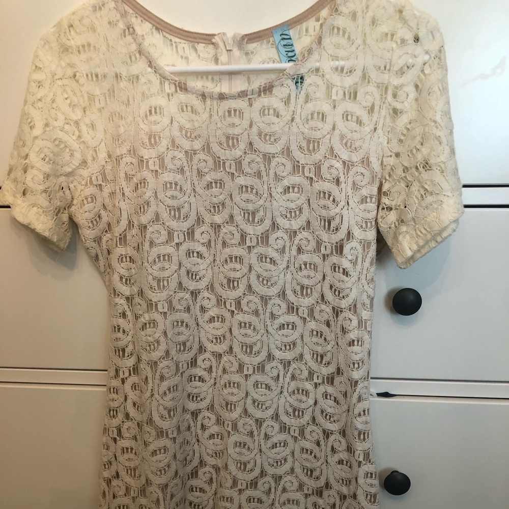 Short Sleeve Lace Dress